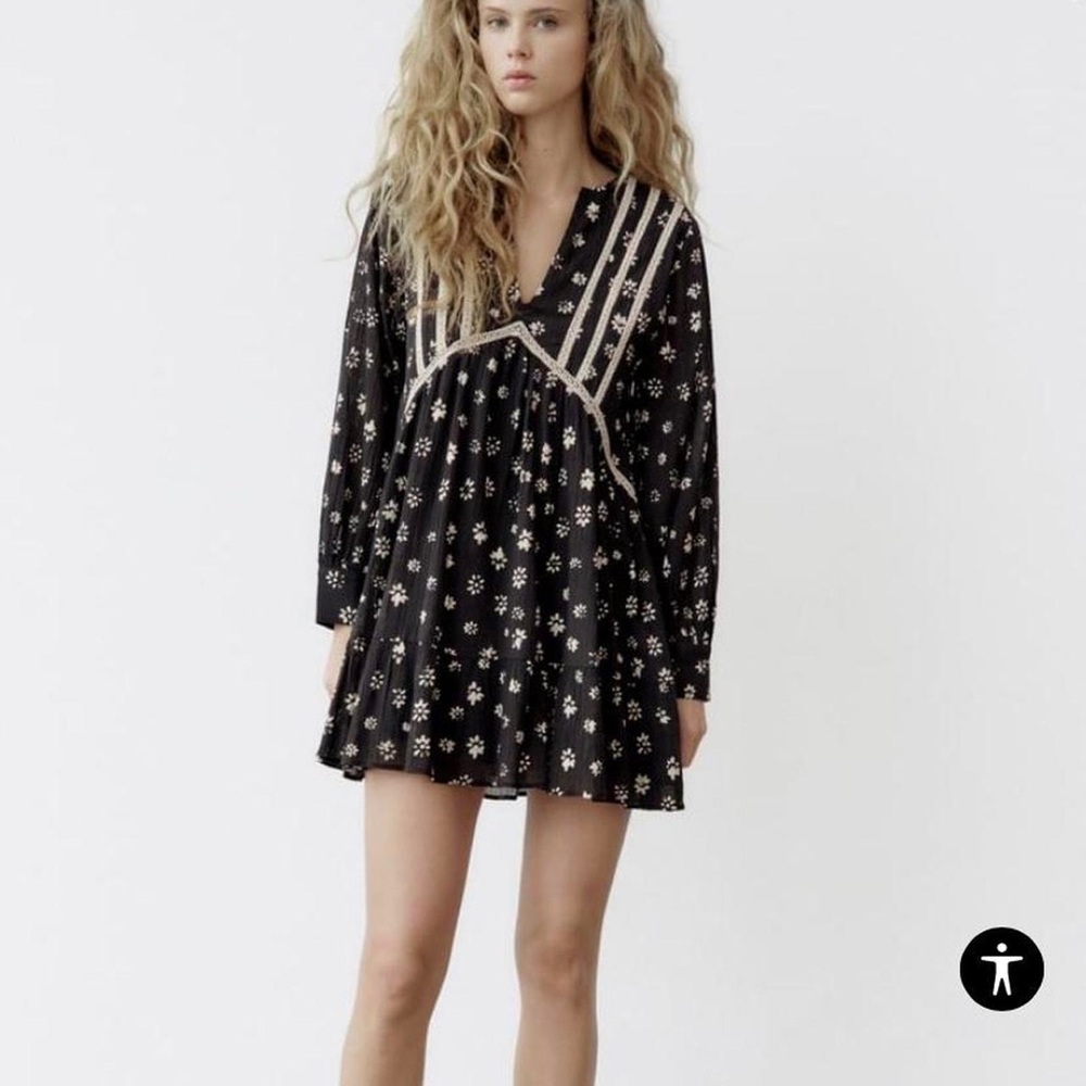 Zara 0881/300/093 - NWT- Floral Black Dress- Size XS
